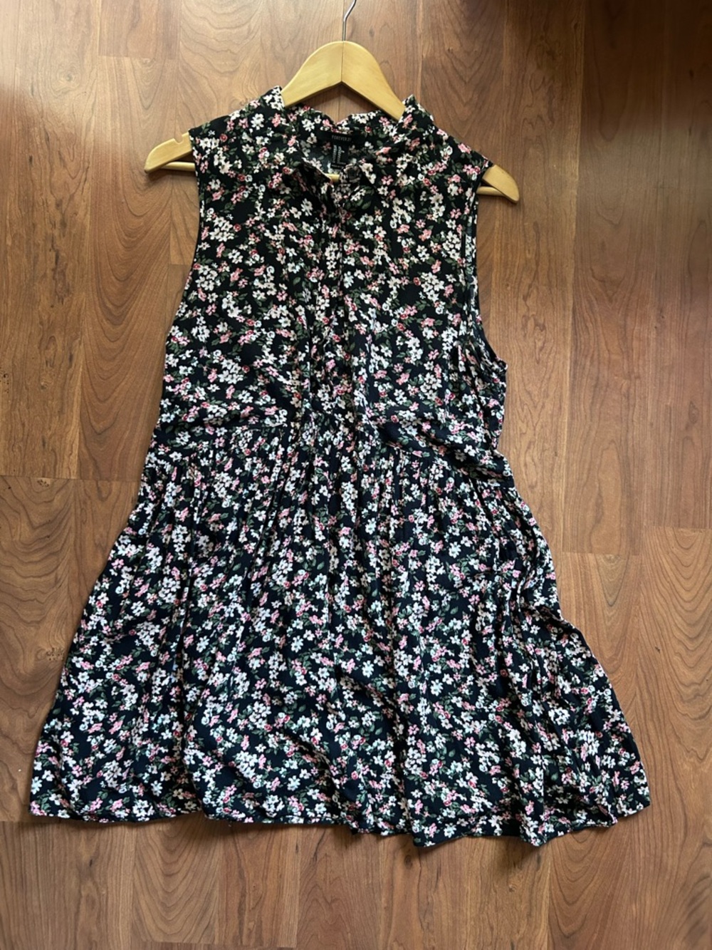 Forever 21 Sleeveless Collard Button-Front Mini Dress size XL